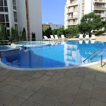 Rose An With The View At The Sea, Svieti Vlas, Bulgaria